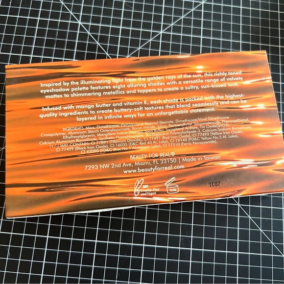 Beauty for Real Golden Hour mango butter eyeshadow palette NWT - Picture 4 of 6